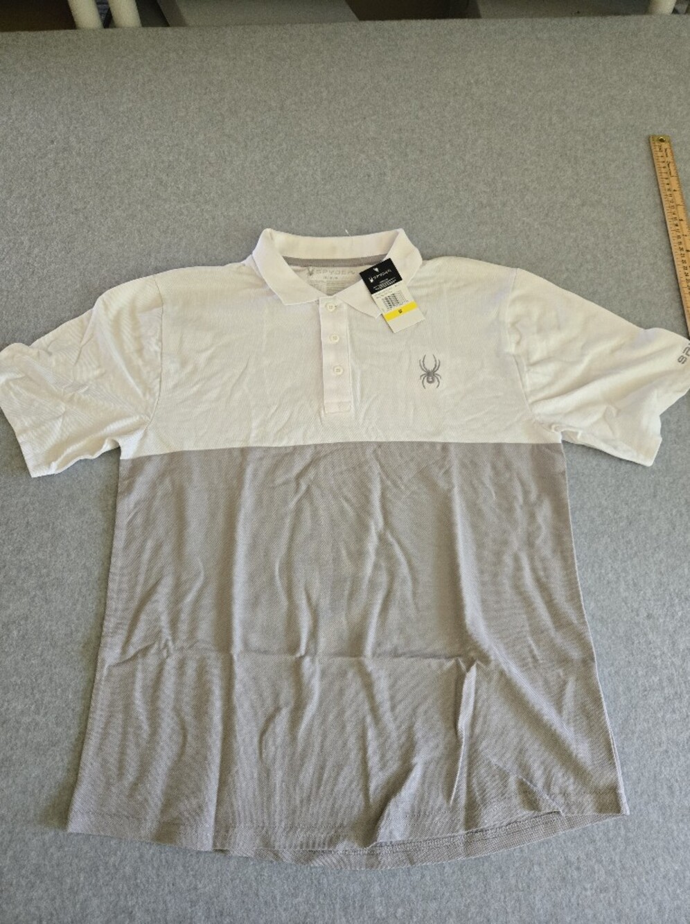 Men's Spyder Gray White Short Sleeve Polo Shirt NWT Size M